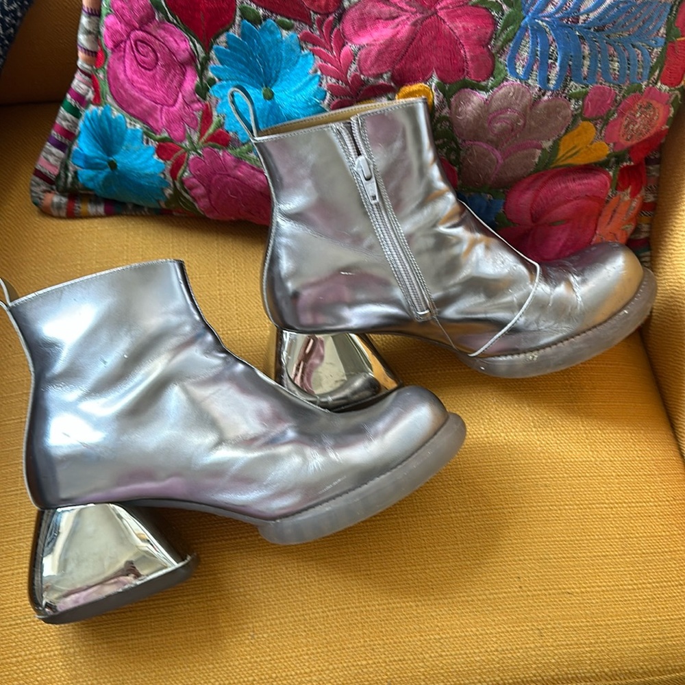 Leather boots